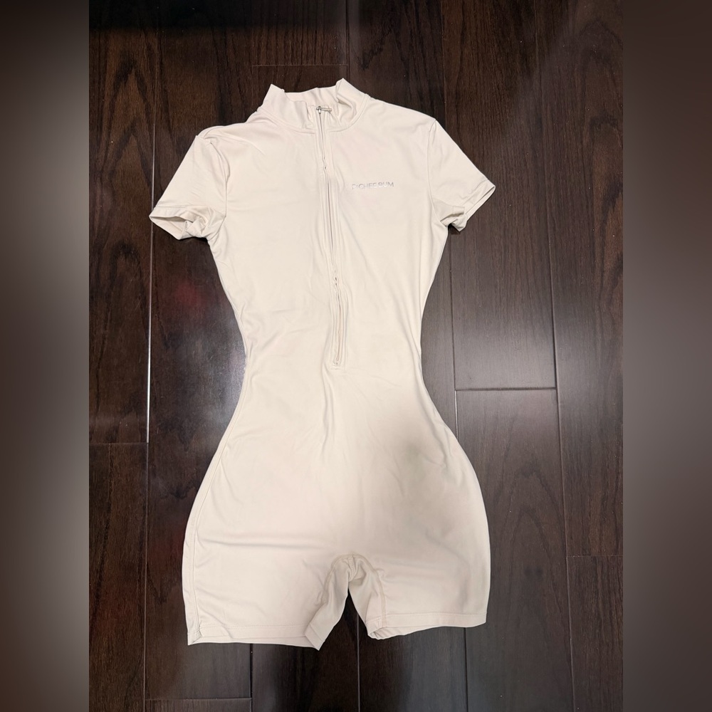 Women sport jumpsuit